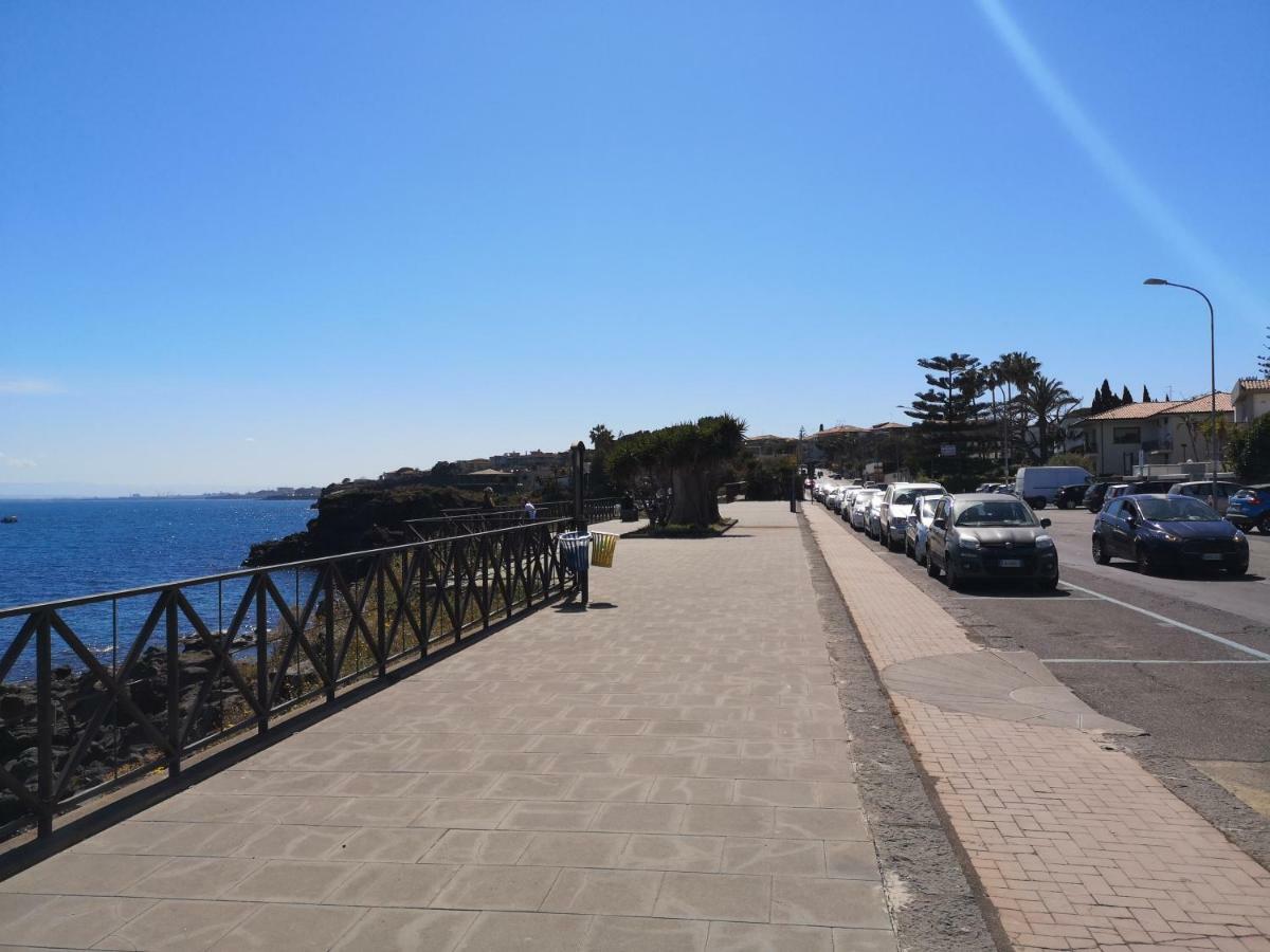 La Lampara Apartment Aci Castello Buitenkant foto